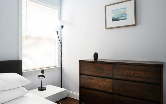 Giles Ave 6 Bedroom Gem