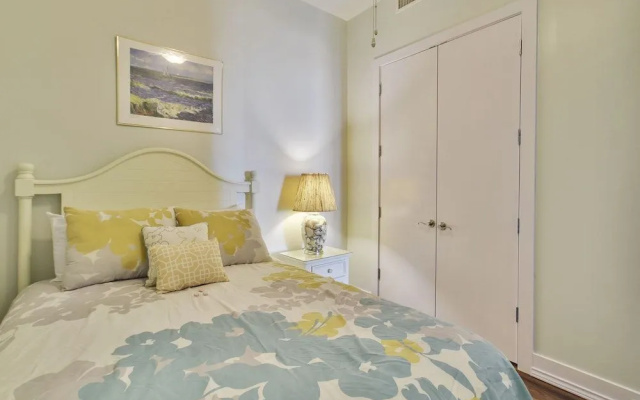 Emerald 1111 by Ryson Vacation Rentals