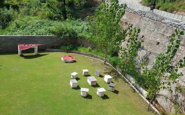 Roof Top Resort