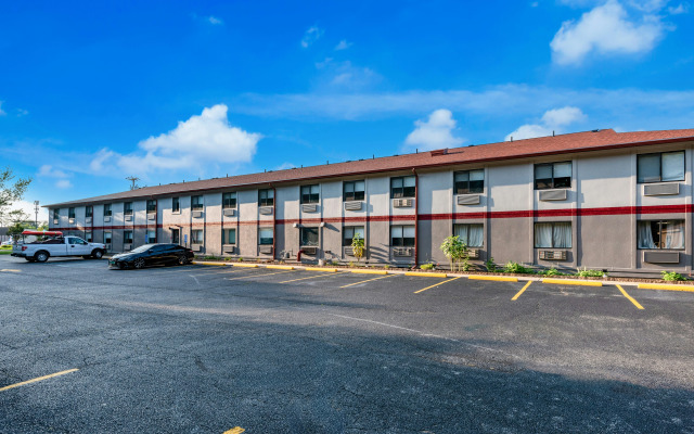 Red Roof Inn & Suites Vineland - Buena