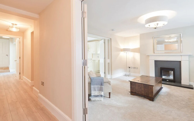 Camden Street Apartment