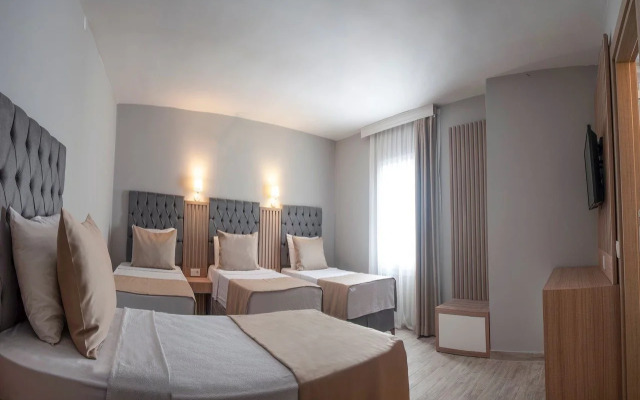 Sky Star Hotel - Bed & Breakfast