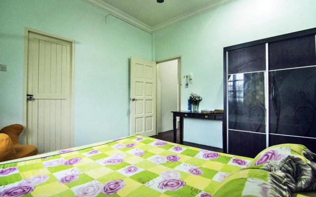 Sakura Gita Guesthouse