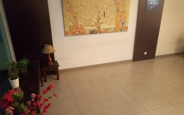 Taragon Residences