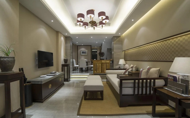 Lijiang Patio Luxury Hotel and Resort