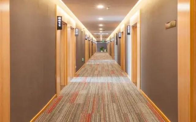 Shankee Hotel (Shanghai Jinshan City Beach)