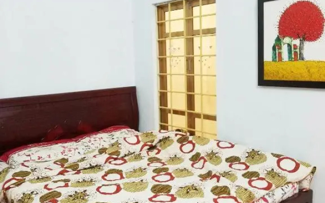 Private room, international area, near Airport