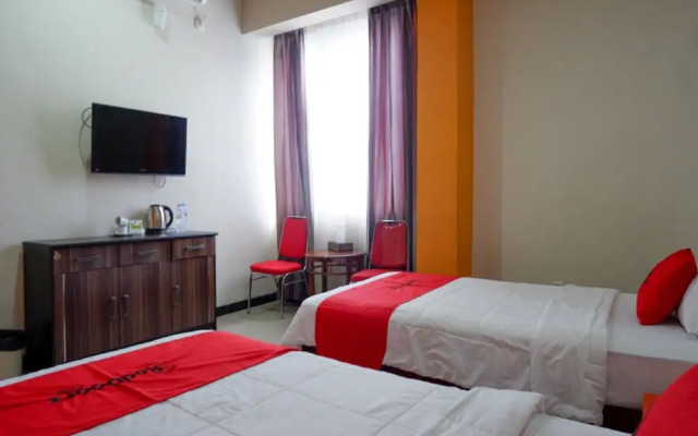 Airy Tanjung Tururuka 43 Palu