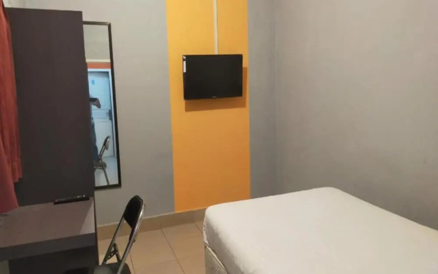 Guest House F18 Cendrawasih