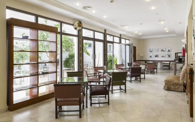 Hotel Alcántara