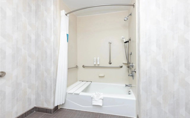 Hampton Inn & Suites Houston/Pasadena