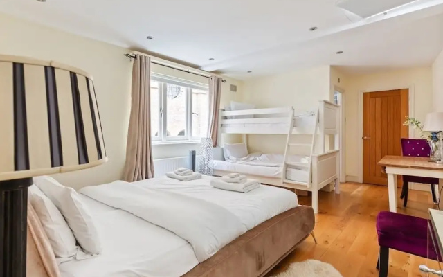 BG Private Townhouse 2 Bed 2 Bath