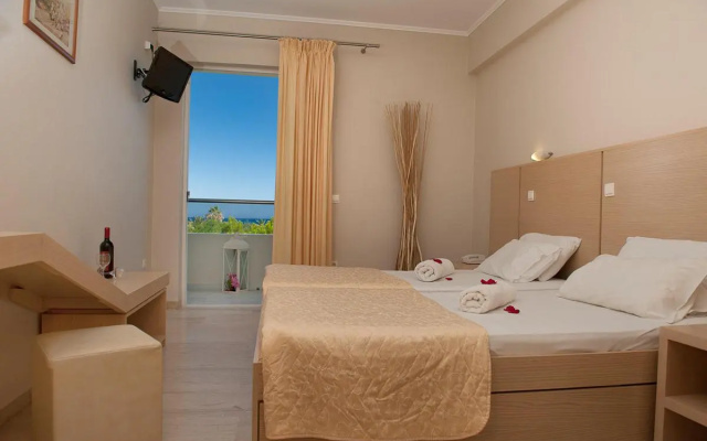 Kalamaki Beach Hotel - Zakynthos Island