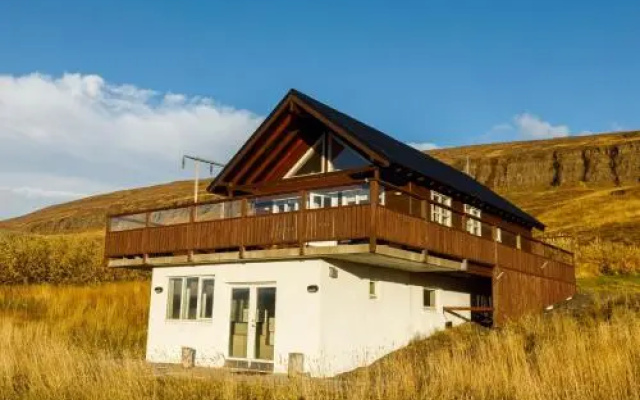Vaðlahof
