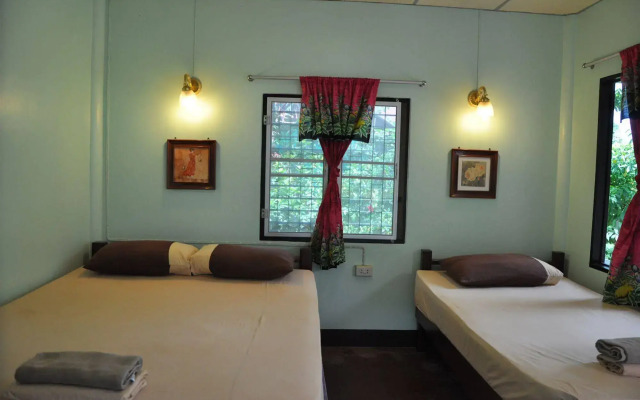 Coral Resort & Bungalows