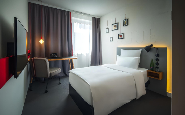 Hotel PULSE8