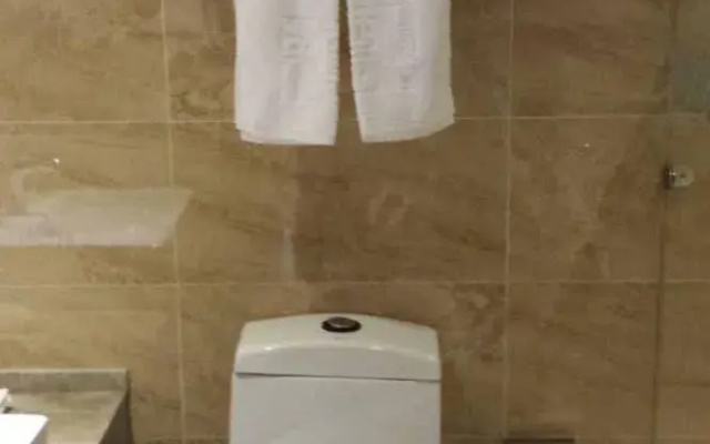 Holiday Inn Nanjing Yingzun Hotel (Nanjing University Xianlin Subway Station)