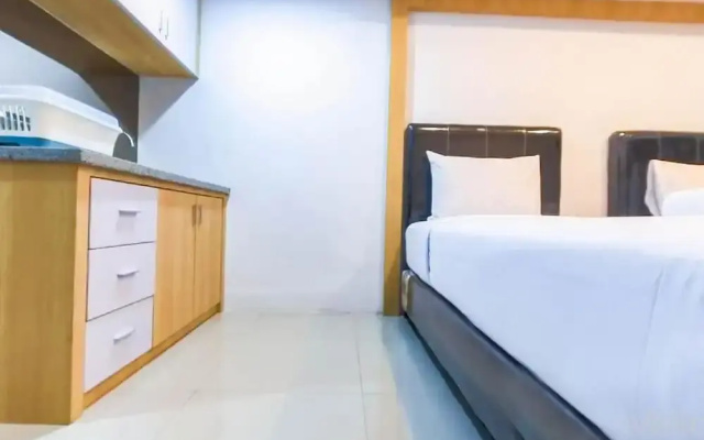 Comfort Studio At De Prima Apartment