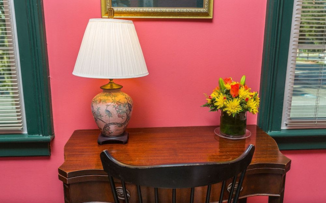 Spencer House Inn Bed & Breakfast