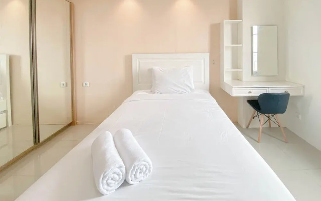 Cozy And Warm Studio Room At Paltrow City