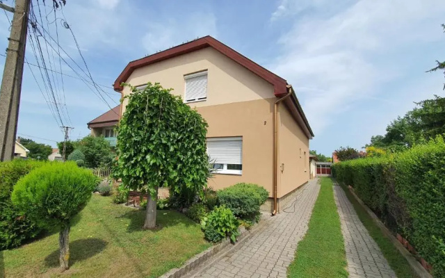 Apartments in Balatonlelle 43115