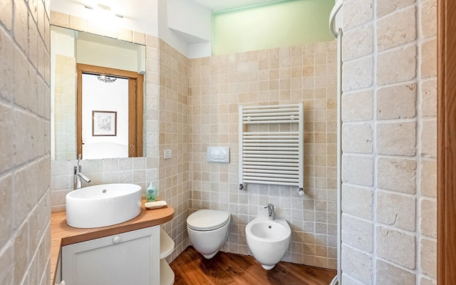 Charming Apartment Close to Cableway