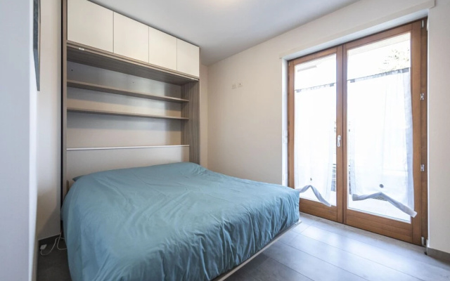 LakeGarden Apartment