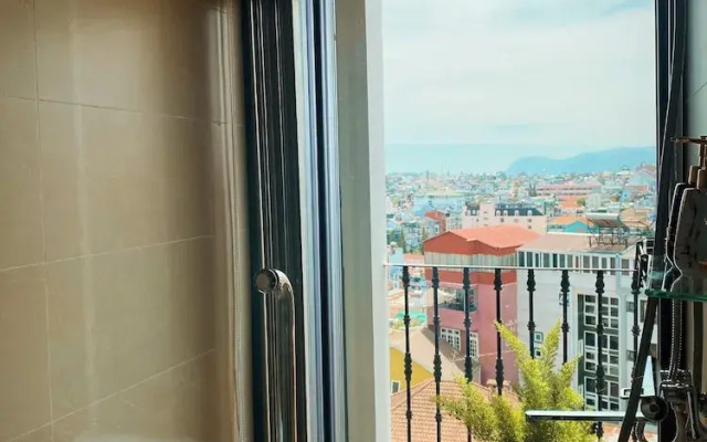 Maccal Hotel