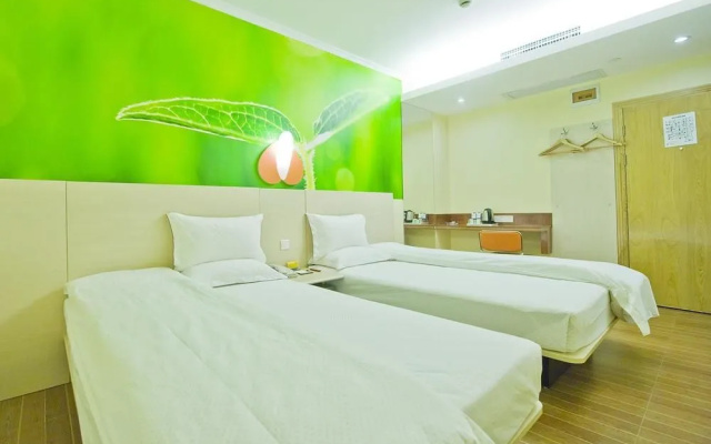 ZhuXing Hotel