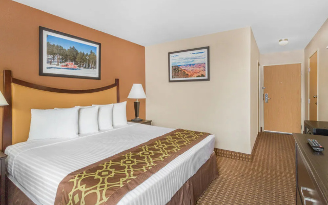 Travelodge By Wyndham Lake Havasu