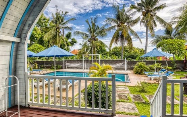Megaland Bungalow