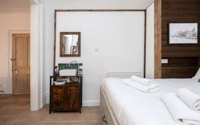 Host Stay Grafton Driftwood