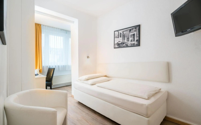 Stadt-gut-Hotel Rheinischer Hof
