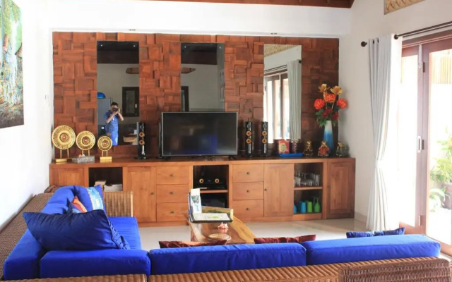 Villa Indah 2