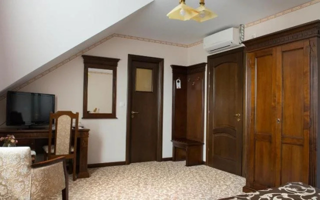 Hotel President