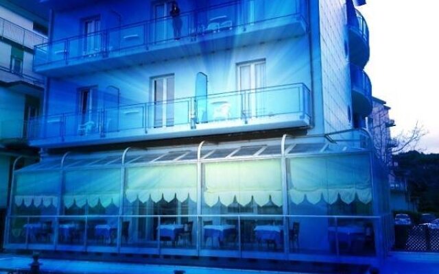 Hotel Royal
