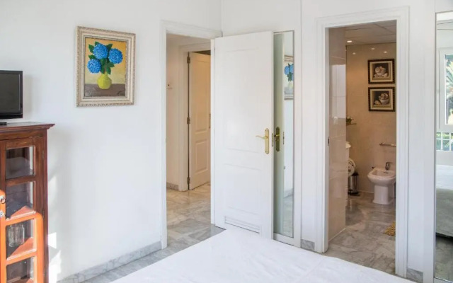 Great location in Puerto Banús - RDR146