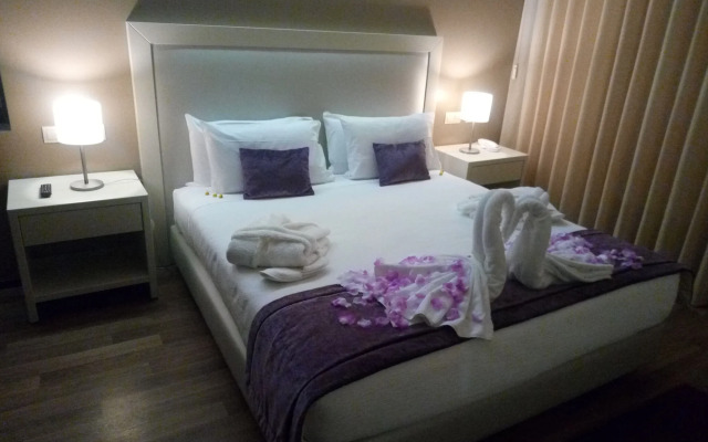Monte Lírio Hotel