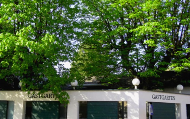 Hotel Schillerhof вид на фасад