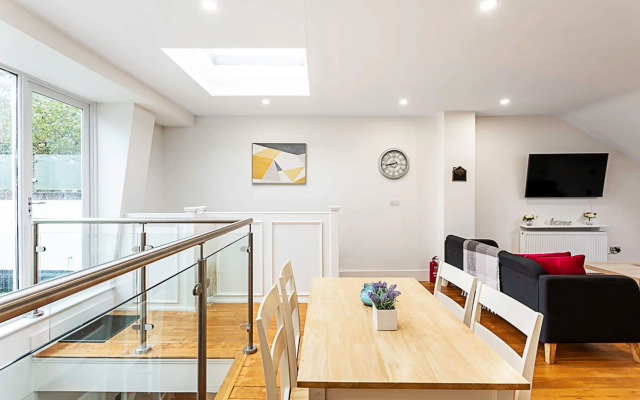 St. Johns Hill Penthouse