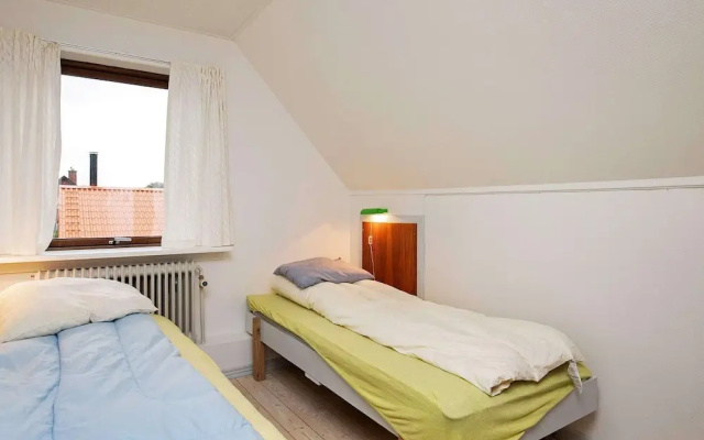 Cozy Holiday Home in RÃ¸dby With Beach Nearby