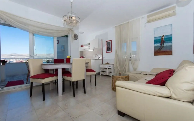 Duga - Beachfront & Seaview - A2
