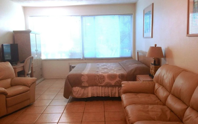 Surf Inn Hotel - Hollywood