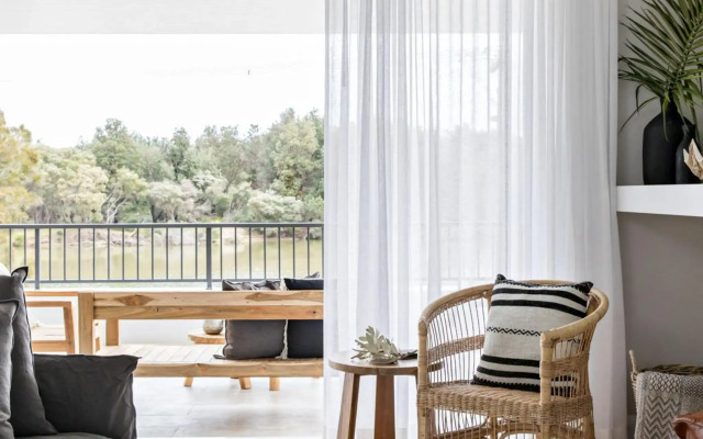 THE CONDO AT GERROA Gerroa 4pm Check Out Sundays