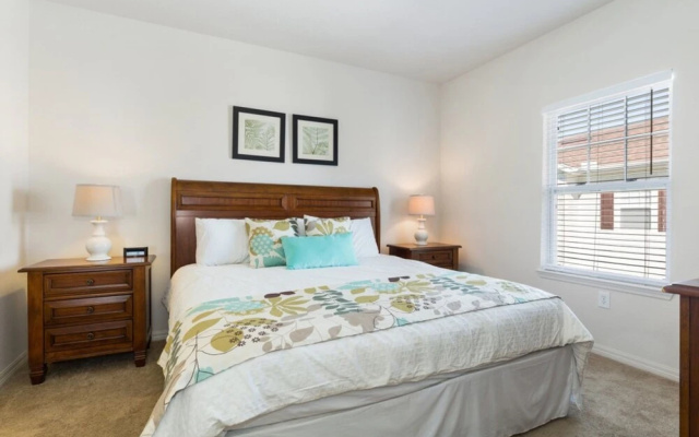 Lucaya Village - 5366 Diplomat Court 17-104