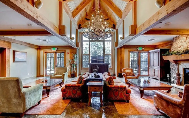 Mountain Thunder Lodge 1209 by RedAwning