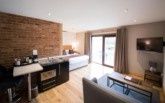 Tewinbury Farm Hotel