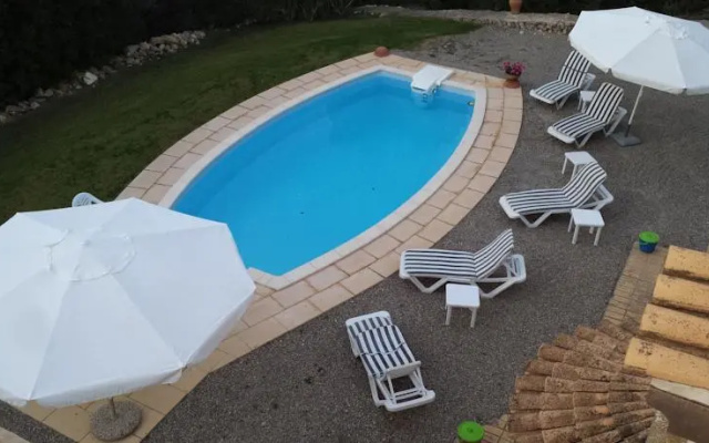 Villa in Pietra