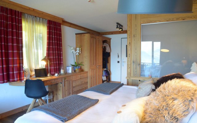 Hotel Chalet Royal in Veysonnaz, Switzerland from 381$, photos, reviews - zenhotels.com guestroom