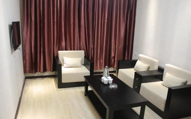 Heluo Sunshine Culture Theme Hotel